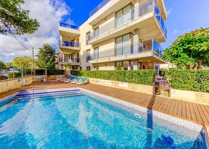 Beach Apartment Cirerer
